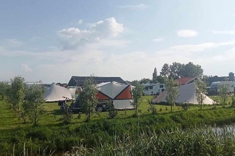Voorbeeld afbeelding van Bijzonder overnachten Camping de Kapberg Tuin in Spierdijk