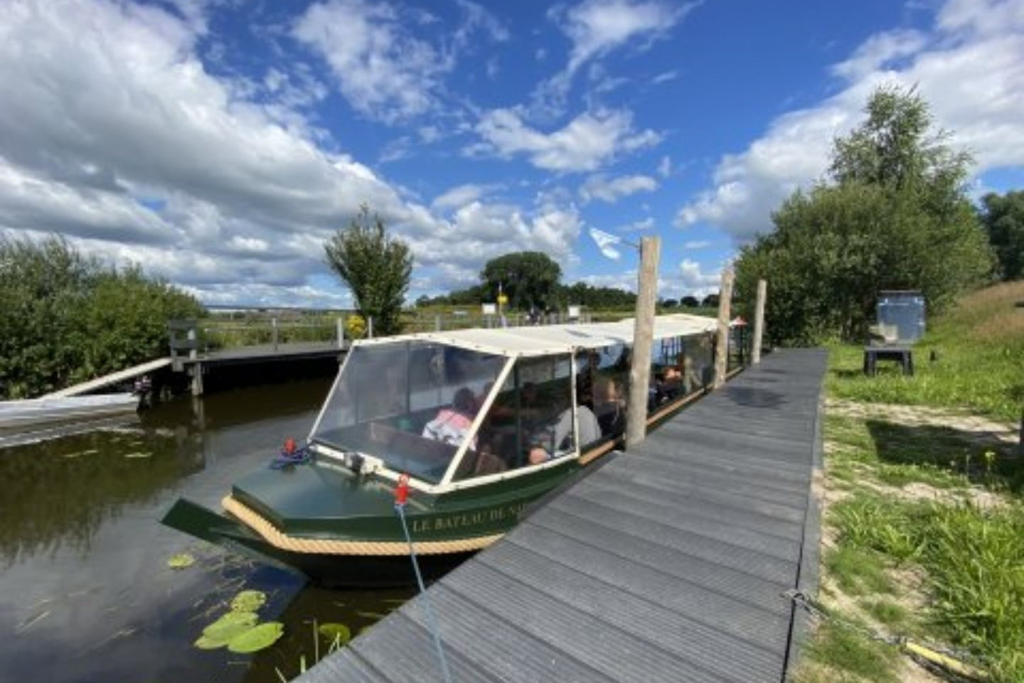 Voorbeeld afbeelding van Rondvaart, Botenverhuur Le bateau de Napoleon in Loozen