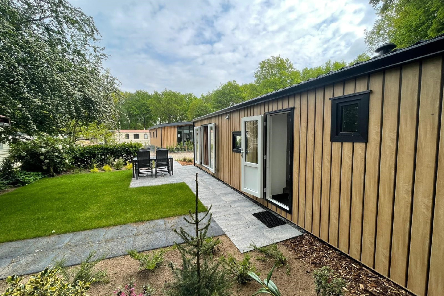 Voorbeeld afbeelding van Stacaravan, chalet De Vinkenkamp Chalet de Zwaluw 4 persoons in Lieren