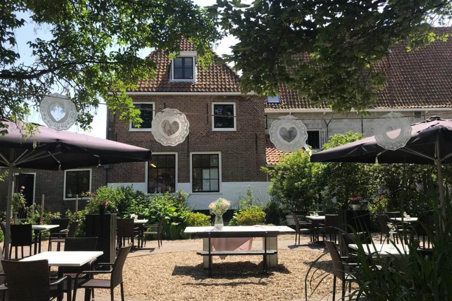 Voorbeeld afbeelding van Theetuin, Theehuis Het Weeshuis in Monnickendam
